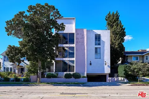 695 S Norton Ave, Los Angeles, CA 90005