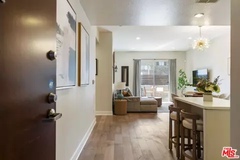 13337 Beach Ave #106, Marina Del Rey, CA 90292