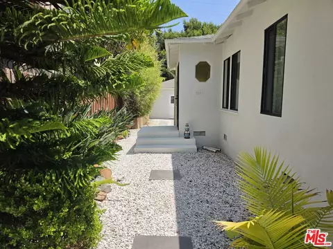 2310 Oak St, Santa Monica, CA 90405