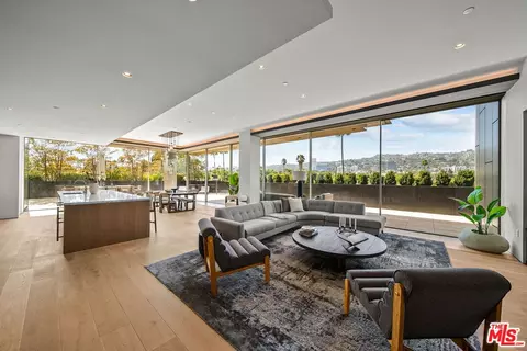 8899 Beverly Blvd #4A, West Hollywood, CA 90048