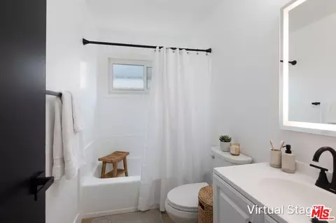 Bath - 1879 E Abbottson St, Carson, CA 90746 photo 1 of 4