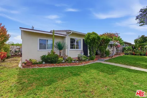Exterior - 23319 Dolores St, Carson, CA 90745 photo 13 of 13