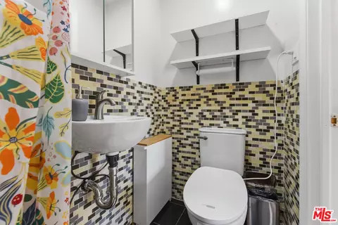 Bath - 23319 Dolores St, Carson, CA 90745 photo 6 of 7