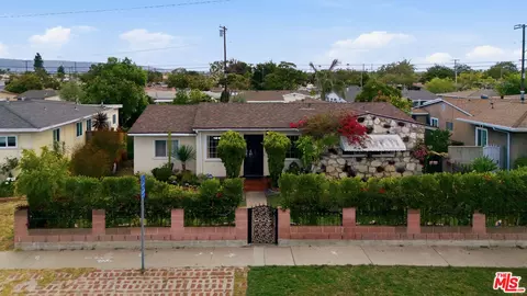 View/Area - 23319 Dolores St, Carson, CA 90745 photo 3 of 6