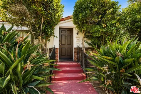 513 N Rexford Dr, Beverly Hills, CA 90210