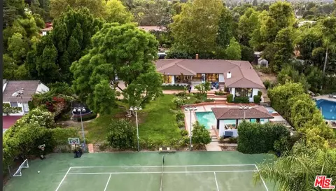 4678 White Oak Ave, Encino, CA 91316