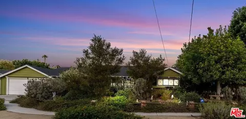 Exterior - 5320 Wortser Ave, Sherman Oaks, CA 91401 photo 2 of 18