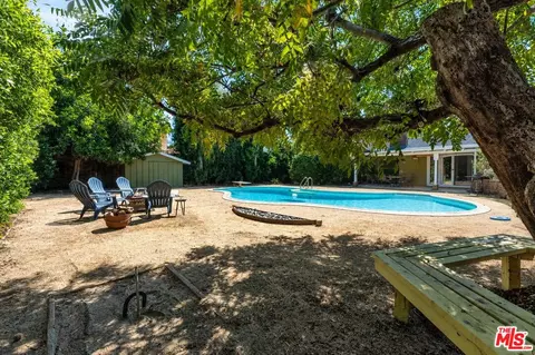 Exterior - 5320 Wortser Ave, Sherman Oaks, CA 91401 photo 15 of 18