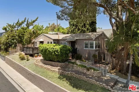 1001 Farnam St, Los Angeles, CA 90042