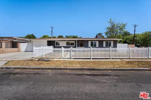 Other - 19501 Arminta St, Reseda, CA 91335 photo 3 of 4