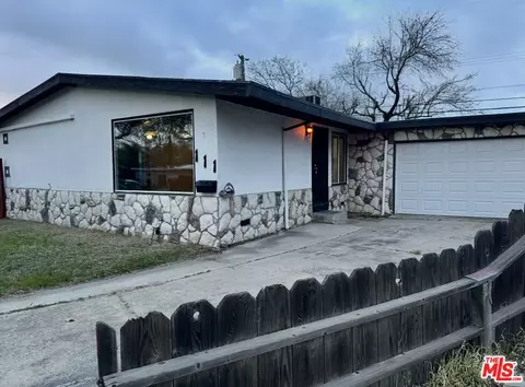 Exterior - 111 W 23 Rd St, Tracy, CA 95376 photo 2 of 4