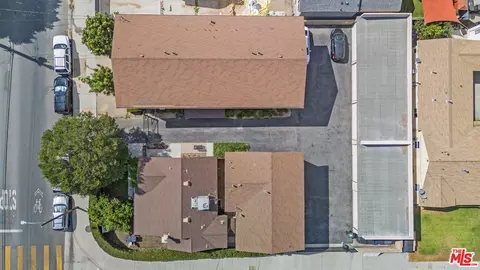 View/Area - 24802 Walnut St, Santa Clarita, CA 91321 photo 10 of 10