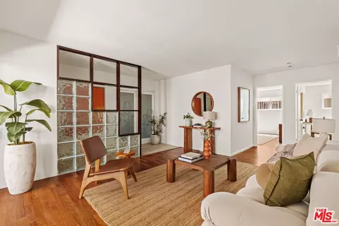 2225 20th St #2, Santa Monica, CA 90405