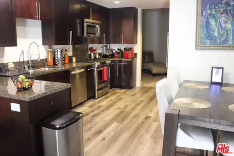 Kitchen - 300 E 4th St #208, Long Beach, CA 90802 photo 1 of 2