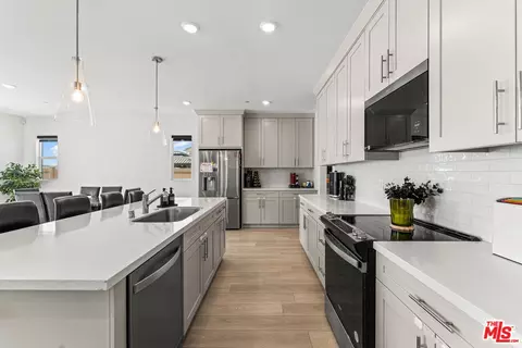 Kitchen - 42831 Coronet Dr, Lancaster, CA 93536 photo 3 of 3