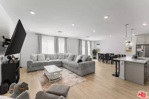 Other - 42831 Coronet Dr, Lancaster, CA 93536 photo 3 of 11
