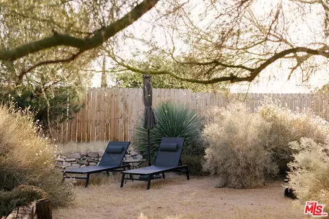 Exterior - 56435 Carlyle Dr, Yucca Valley, CA 92284 photo 9 of 15