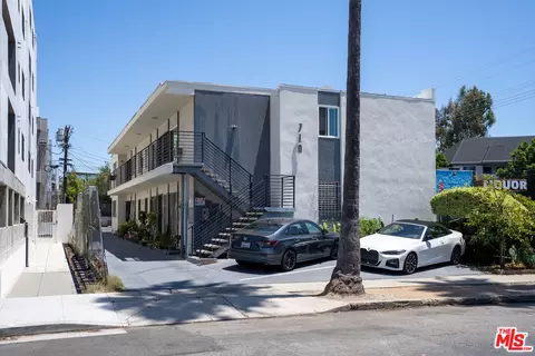 710 N Hudson Ave, Los Angeles, CA 90038