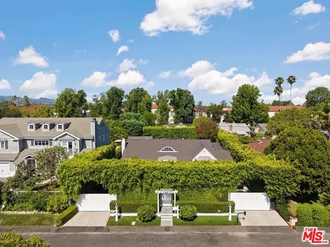 4525 Lemp Ave, North Hollywood, CA 91602