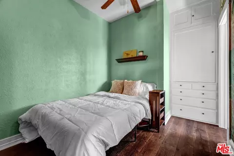 Bedroom - 325 W 3rd St #410, Long Beach, CA 90802 photo 1 of 3