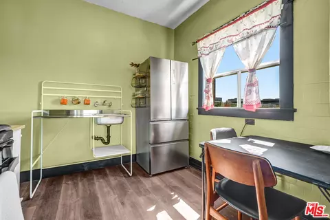 Kitchen - 325 W 3rd St #410, Long Beach, CA 90802 photo 2 of 2