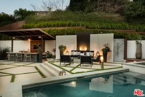 12047 Summit Cir, Beverly Hills, CA 90210