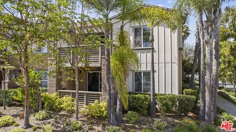 Exterior - 1546 Windshore Way, Oxnard, CA 93035 photo 2 of 13