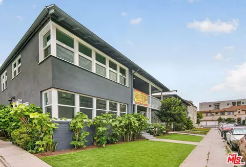 136 S Edgemont St, Los Angeles, CA 90004
