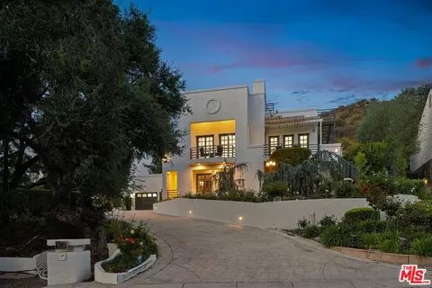 283 Lake Sherwood Dr, Lake Sherwood, CA 91361