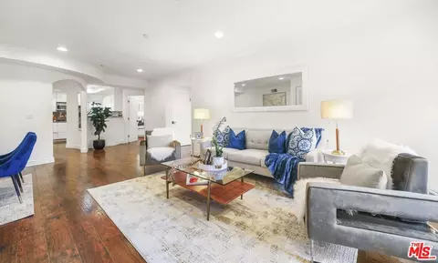 1135 Rexford Dr #302, Los Angeles, CA 90035