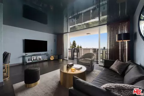 8787 Shoreham Dr #309, West Hollywood, CA 90069