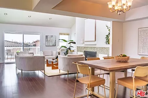 228 S Irena Ave #E, Redondo Beach, CA 90277