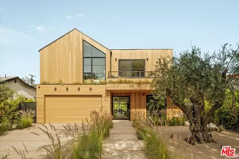 5034 Varna Ave, Sherman Oaks, CA 91423
