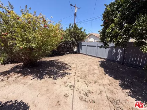 Exterior - 191 E Marker St, Long Beach, CA 90805 photo 6 of 8