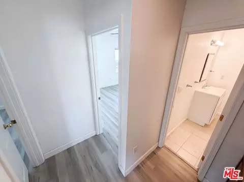 Entry Way - 191 E Marker St, Long Beach, CA 90805 photo 1 of 4