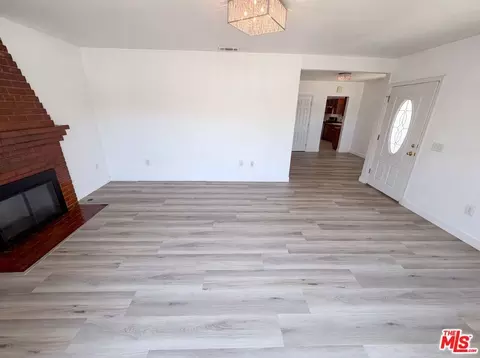 Living - 191 E Marker St, Long Beach, CA 90805 photo 1 of 5