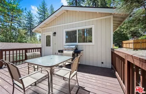 Exterior - 1713 Twin Lakes Rd, Wrightwood, CA 92397 photo 2 of 3