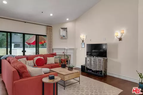 1722 Malcolm Ave #304, Los Angeles, CA 90024