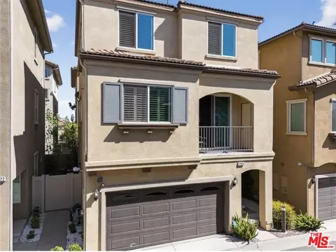 11926 Olive Glen Ln, Los Angeles, CA 90047