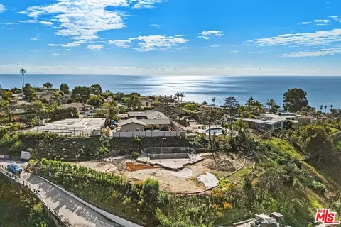 320 Bellino Dr, Pacific Palisades, CA 90272