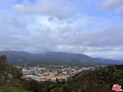 9739 N Estaban Way, Tujunga, CA 91042