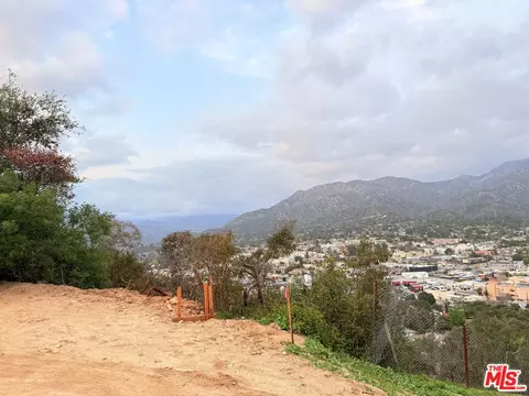 9741 N Estaban Way, Tujunga, CA 91042 photo 5
