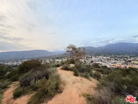 9741 N Estaban Way, Tujunga, CA 91042 photo 3