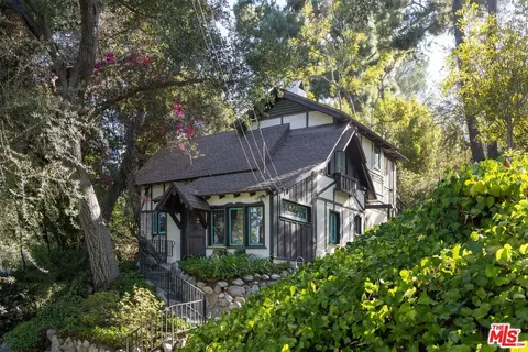 Exterior - 485 Madeline Dr, Pasadena, CA 91105 photo 7 of 14
