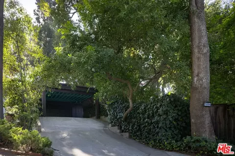 Exterior - 485 Madeline Dr, Pasadena, CA 91105 photo 11 of 14