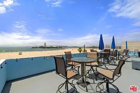 View/Area - 32 5th Pl, Long Beach, CA 90802 photo 1 of 2