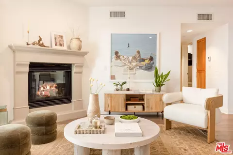 8238 W Manchester Ave #206, Playa Del Rey, CA 90293