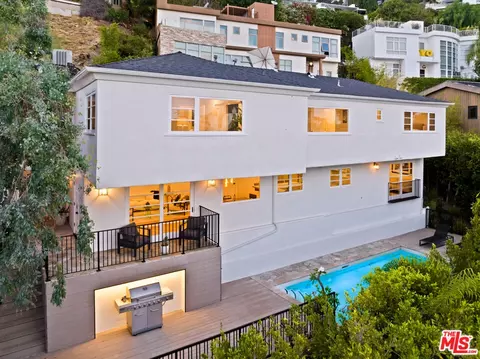 8276 Woodshill Trl, Los Angeles, CA 90069
