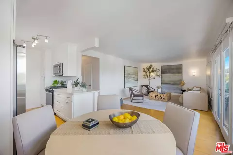 3115 6th St #4, Santa Monica, CA 90405
