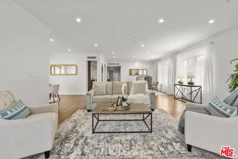 918 S Wooster St #1, Los Angeles, CA 90035